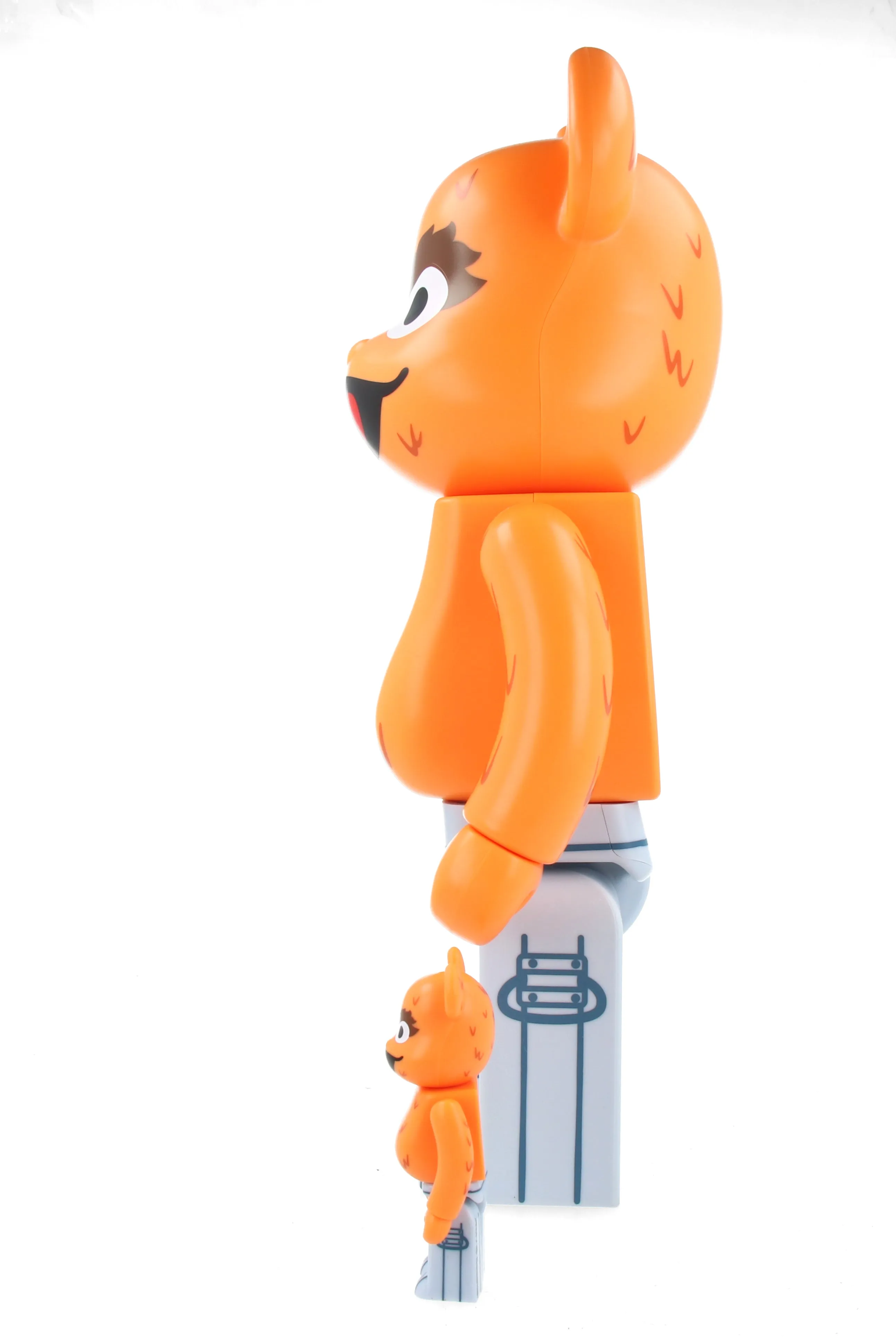 400%   100% Bearbrick Oscar the Grouch (The Original Orange Fur Ver.)