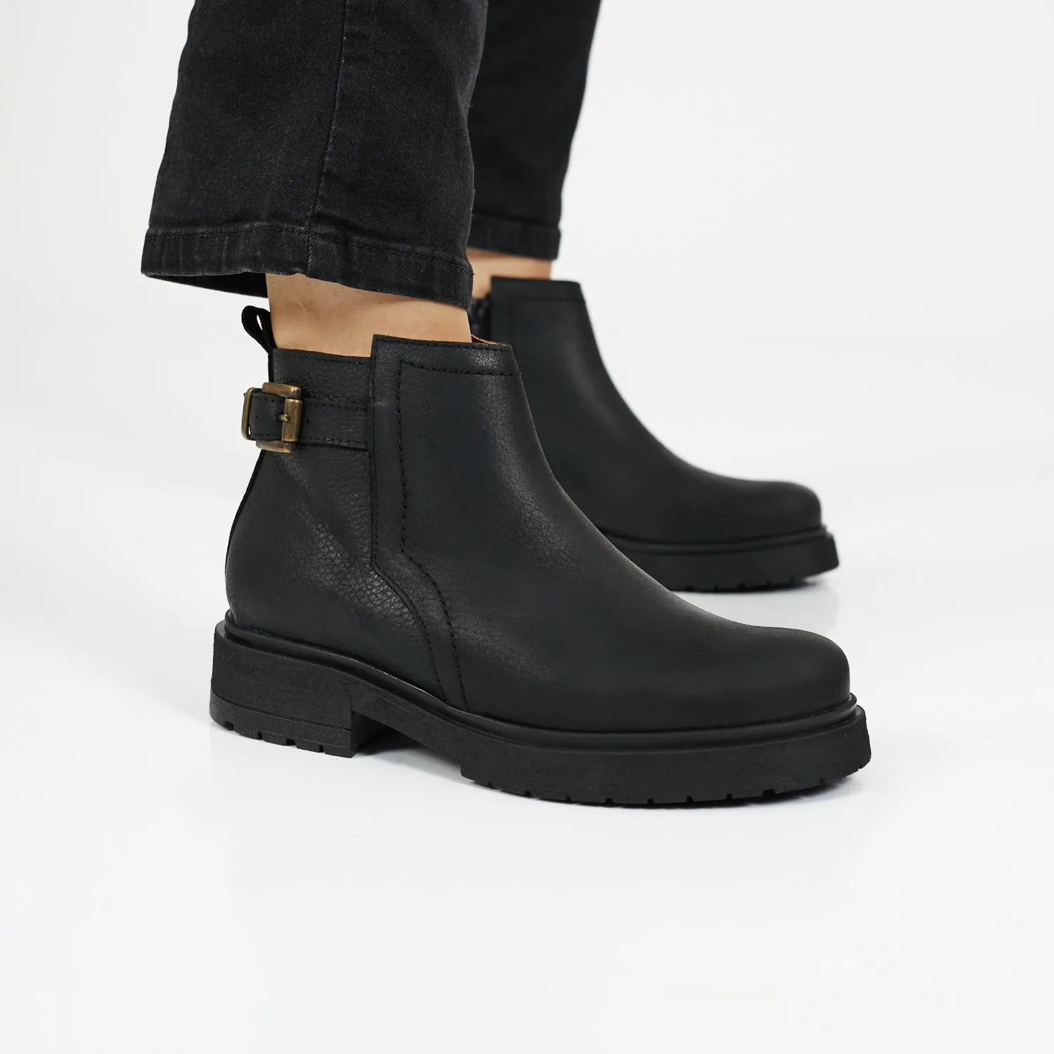 BOTA GOLDEN NEGRA