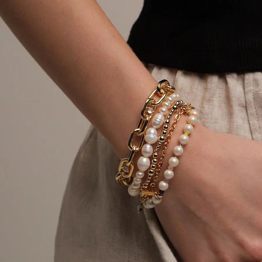 GOLDEN BIG BEADS BRACELET