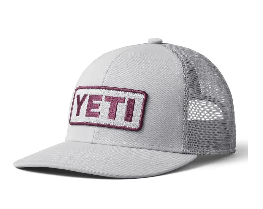 GORRA YETI  LOGO BADGE TRUCKER GREY