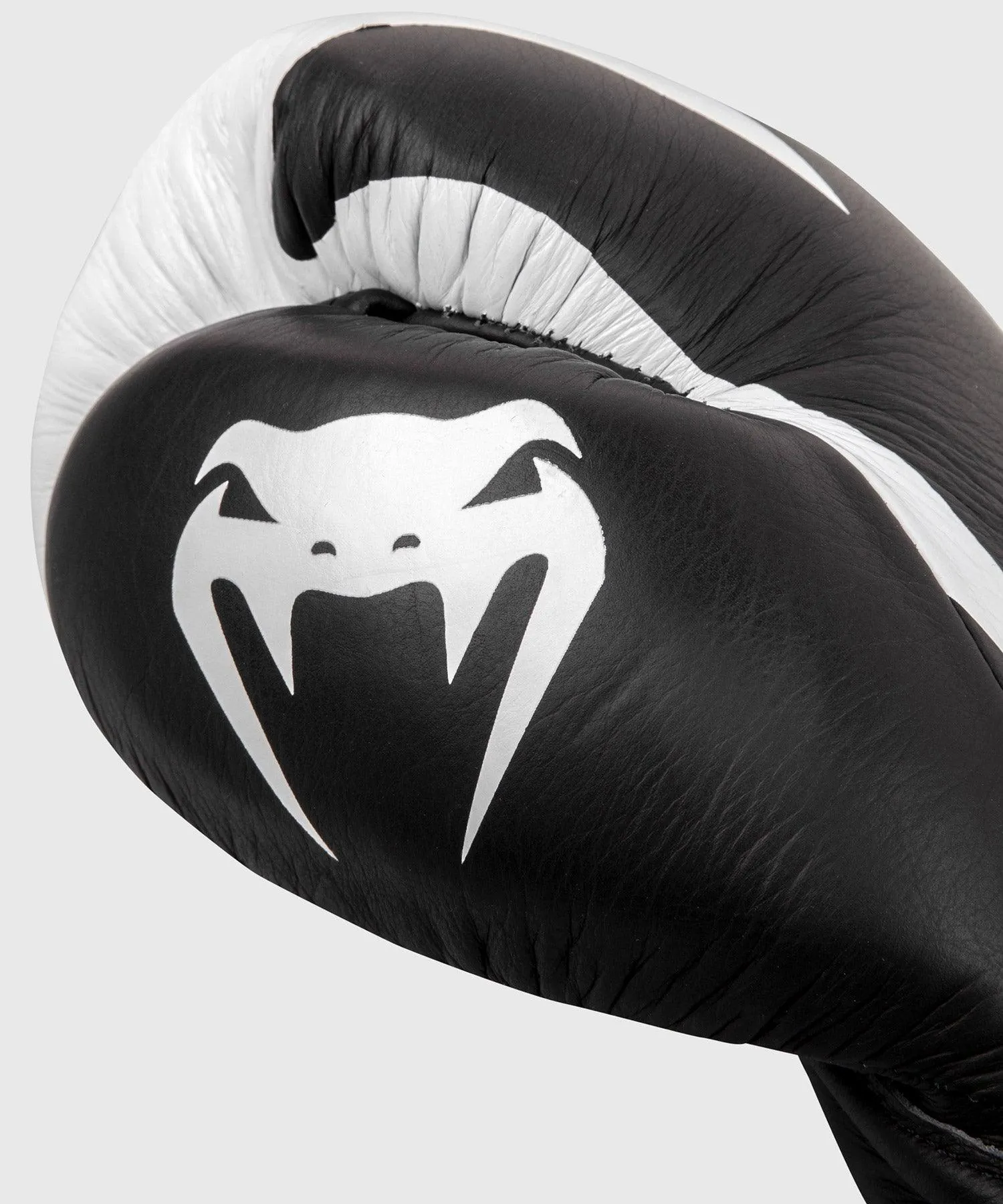 Guantes de Boxeo profesional Venum Hammer – Cordones - Negro/Blanco