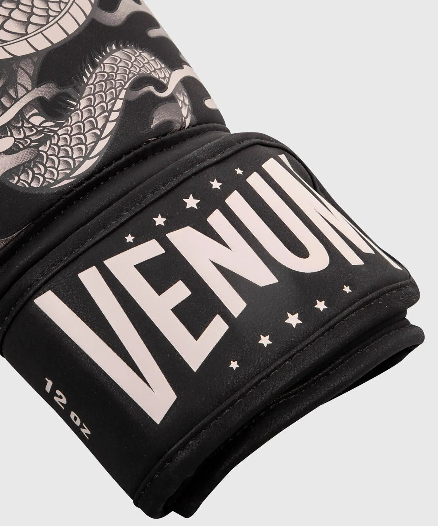 Guantes de boxeo Venum Dragon's Flight - Negro/Arena