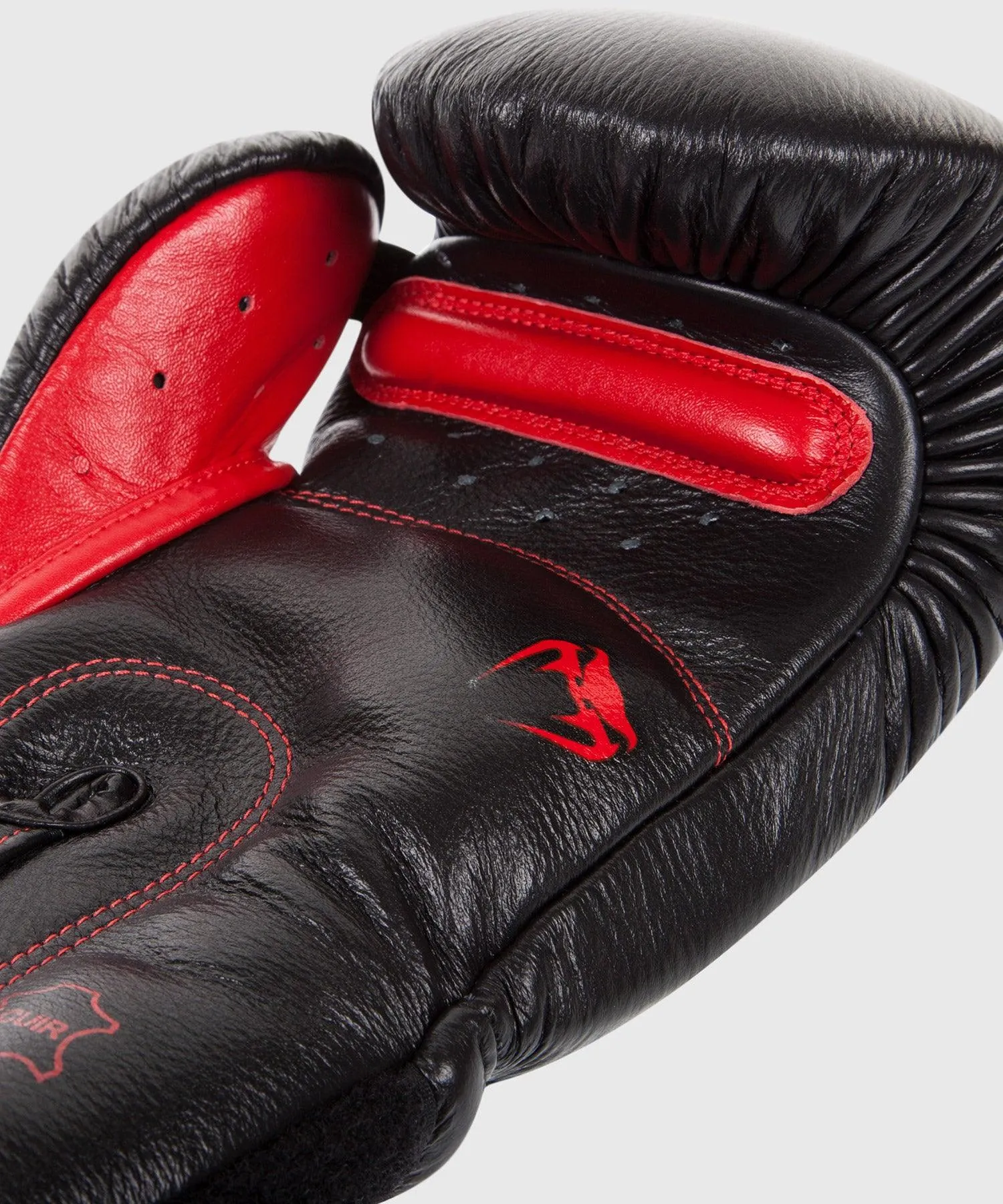 Guantes de Boxeo Venum Giant 3.0 - Cuero Nappa - Negro Endiablado