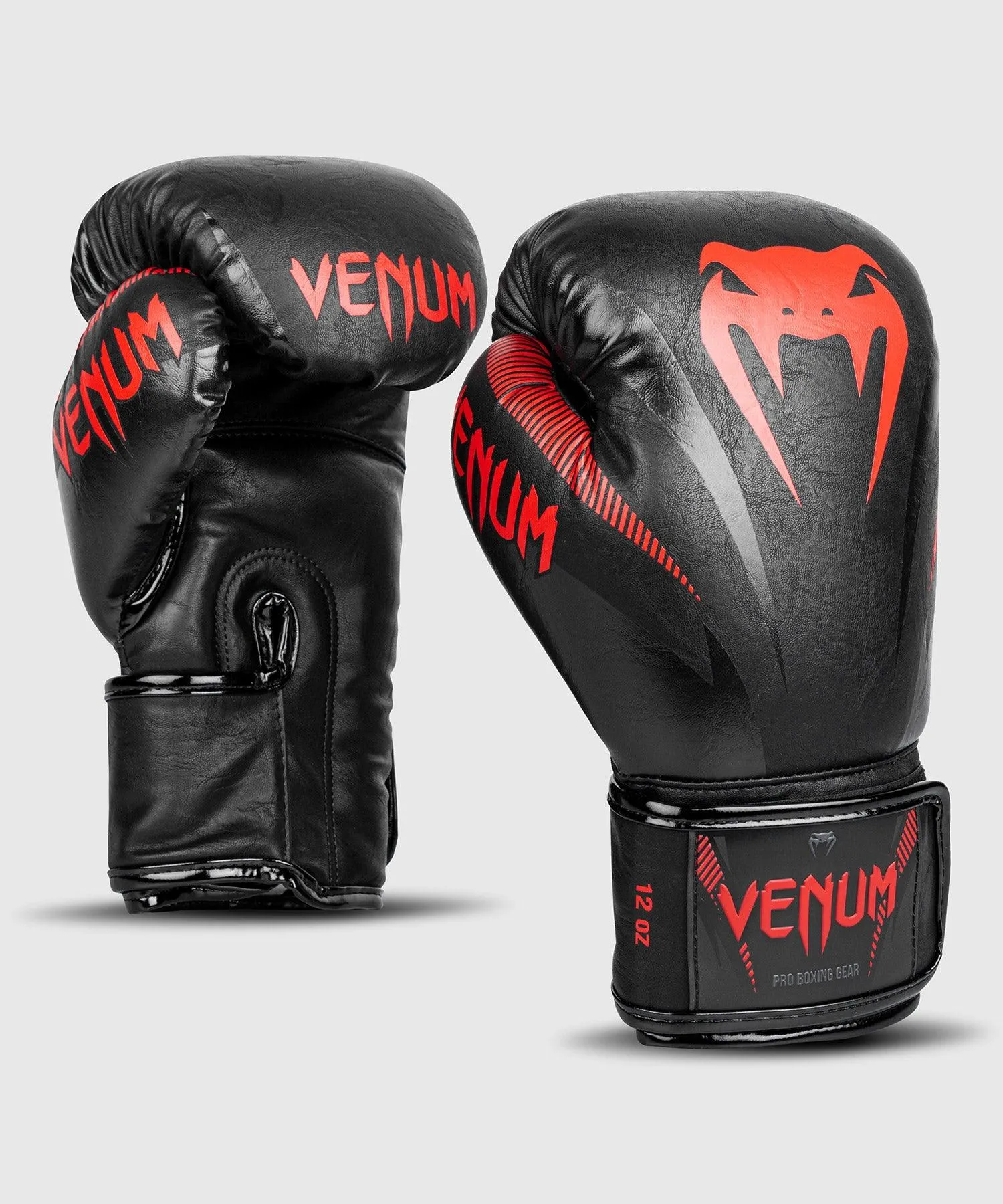 Guantes de Boxeo Venum Impact - Negro/Rojo