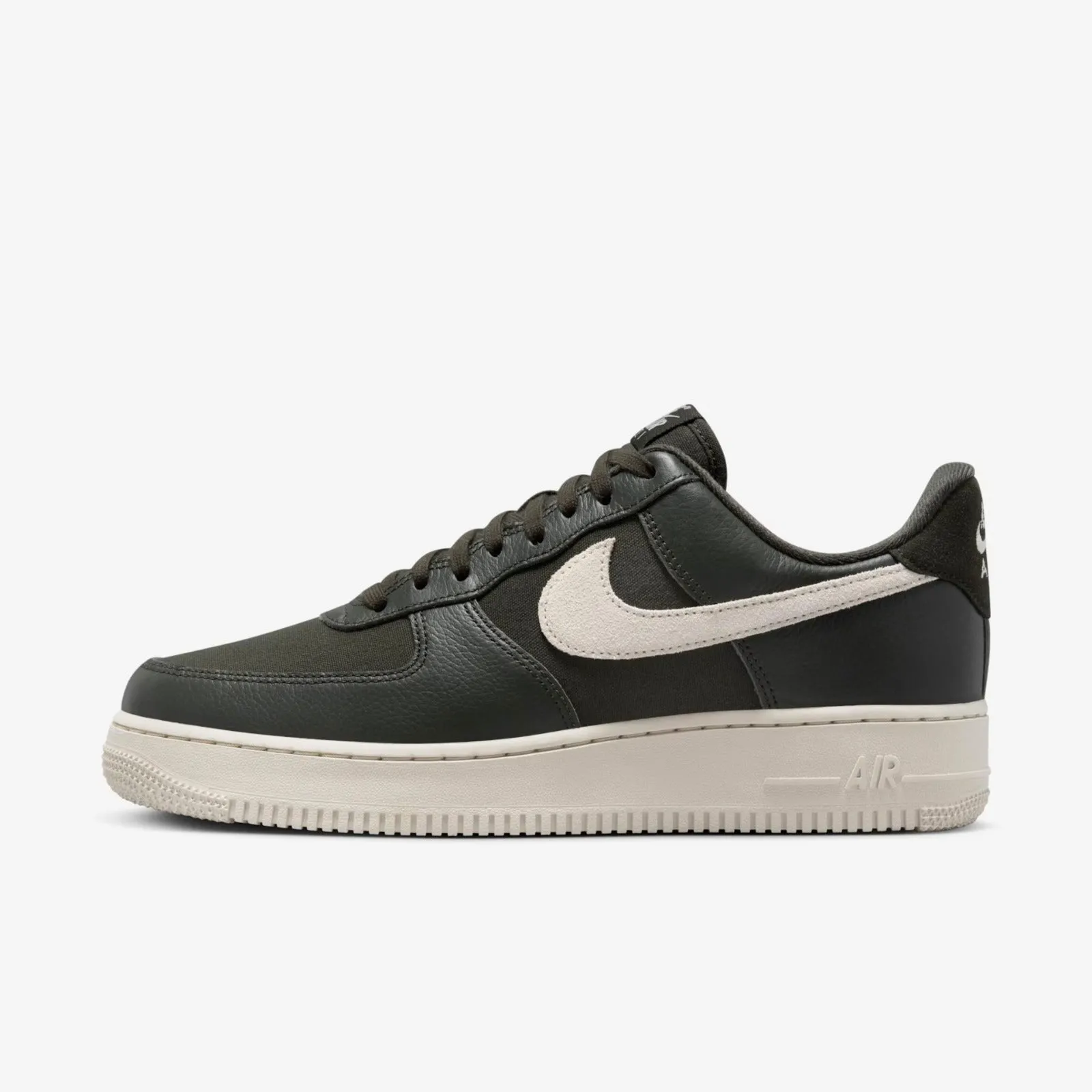 Tênis NK Air Force 1 '07 LX Low